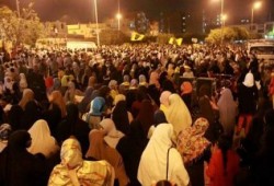 مسيرة ووقفة بأسوان للمطالبة بإنهاء الانقلاب وتطهير القضاء (صور)