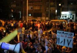 بورسعيد: وقفة ليلية للثوار أمام مسجد الغفور الرحيم رفضا للانقلاب العسكري (فيديو)