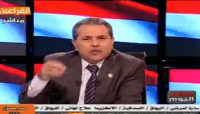 الأراجوز مخبر العسكر يعترف : مصر داخلة على أيام سودة وأحتمال عودة مرسى للحكم