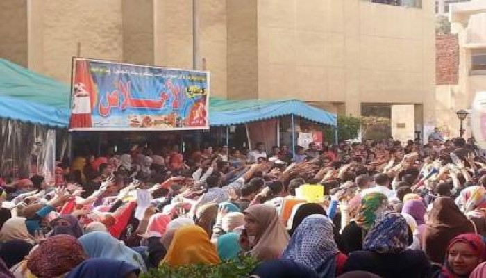 طلاب جامعة الزقازيق ... افتح محضر اثبت حالة .. الداخلية مش رجالة