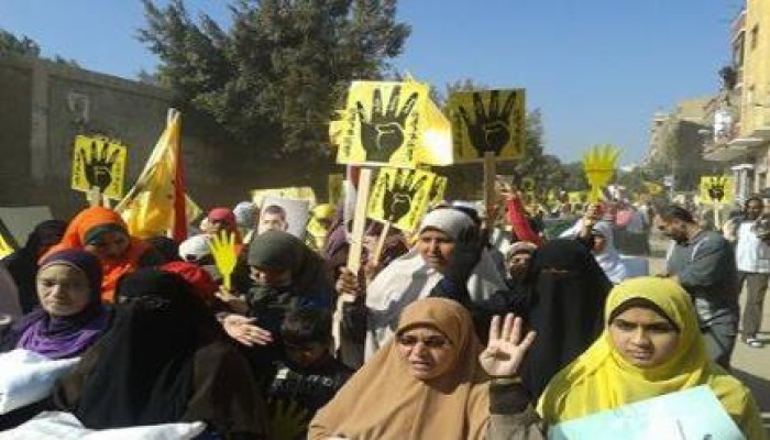 الألتراس يشعل مسيرة مسجد المصطفى بشبرا الخيمة بالهتافات الثورية