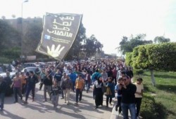 الآلاف يتظاهرون في حلوان فى مليونية جمعة القصاص قادم فى ذكرى 100 يوم على مذبحة أبوزعبل