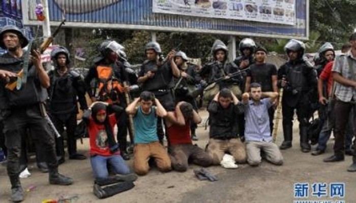 إندبندنت: الدولة البوليسية تعود في مصر.. والتحالف «العسكري العلماني» يحتضر