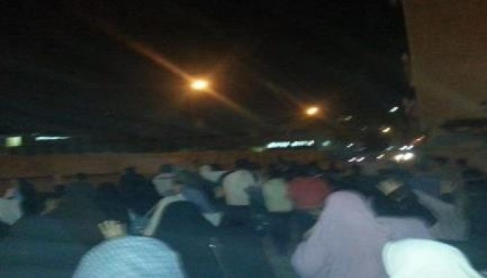 ثوار الإسماعيلية يهتفون:درس فى ودنك ياحربية إحنا اللى نفخنا الداخلية