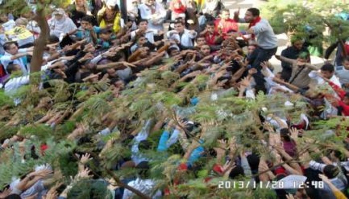 صورة من تظاهرات طلاب حلوان ضد الانقلاب