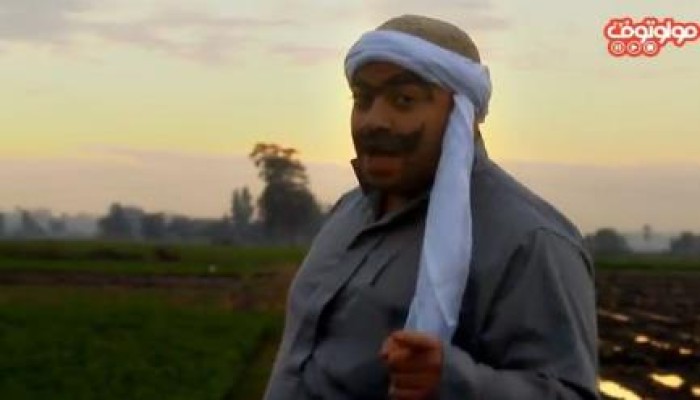 فيديو جديد لمولوتوف " دستور بلدنا واقف بسلاح "