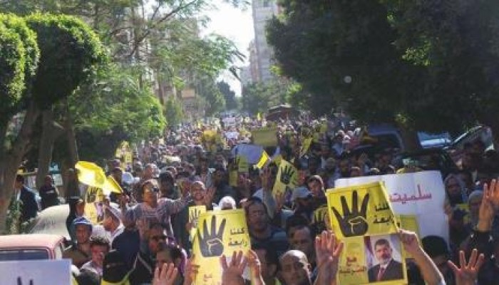 "مليونية أم الشهيد": عشرات الآلاف في مسيرة مسجد المراغي بحلوان
