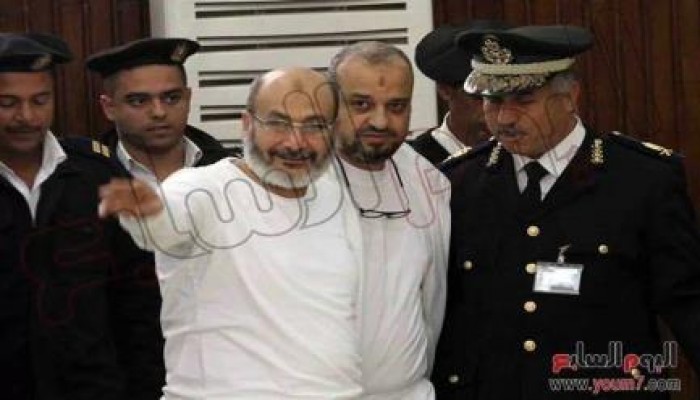 صورة وتعليق مع اسدي ميدان الثورة البلتاجي وحجازي