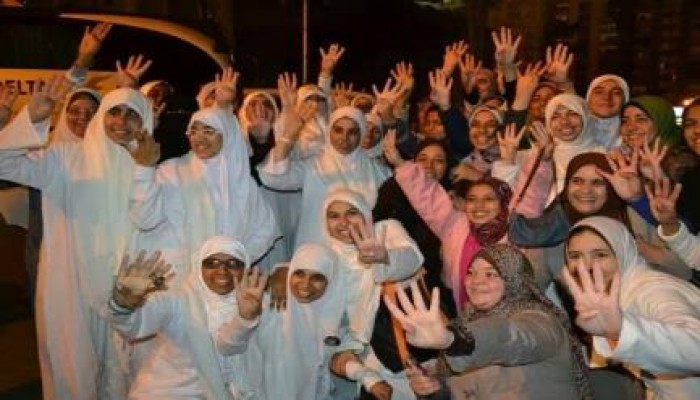 حرائر الإسكندرية بعد اطلاق سراحهن: "سنشارك فى أولى فعاليات الثورة غدا حتى دحر الانقلاب"