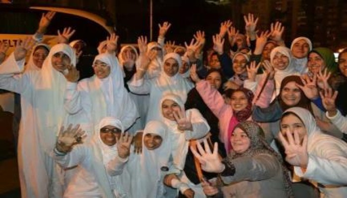 حرائر الإسكندرية بعد اطلاق سراحهن: "سنشارك فى أولى فعاليات الثورة غدا حتى دحر الانقلاب"