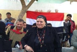 صورة وتعليق  شعار رابعه خلف مديرة ادارة سمنود التعليميه