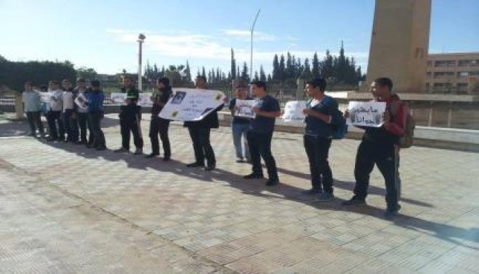 وقفة لطلاب جامعة السادات ضد الانقلاب العسكرى