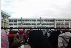 بلطجة الأمن والبرد القارس لم يمنع مظاهرات جامعة القناة ضد الانقلاب