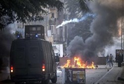 مقتل جندي وإصابة 23 في انفجار سيارة قرب معسكر للأمن بالإسماعيلية