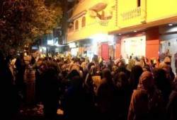 أسوان: مسيرة ليلية تتحدى الانقلابيين رغم الملاحقات الأمنية (صور)