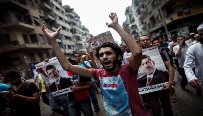 انطلاق مسيرة من مسجد خاتم المرسلين بالعمرانية رغم الأمطار