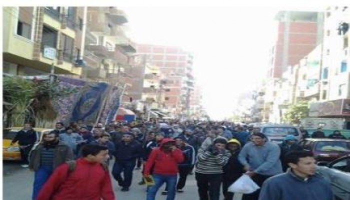 مسيرات حاشدة بالإسماعيلية فى مليونية الطلاب يشعلون الثورة