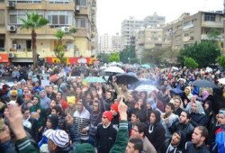 بالصور مسيره حاشده رافضه للإنقلاب العسكرى بمدينة نصر بمليونية الطلاب يشعلون الثوره