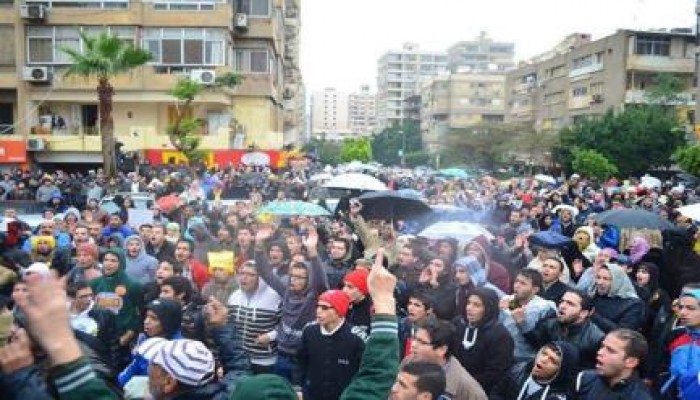بالصور مسيره حاشده رافضه للإنقلاب العسكرى بمدينة نصر بمليونية الطلاب يشعلون الثوره