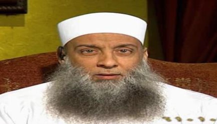 الشيخ الحويني يدعو إلى مقاطعة الاستفتاء على دستور الانقلابيين