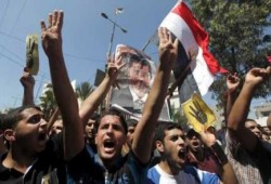 قوات أمن الانقلاب لمتظاهري الجيزة: انتوا مش فارق معاكم لا تلج ولا نار؟