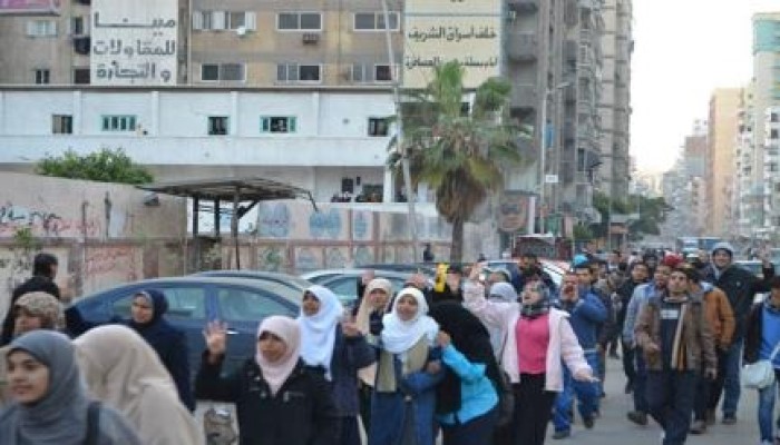 مسيرتان صباحيتان لـ "7 الصبح" بالإسكندرية رفضا لدستور الانقلابيين