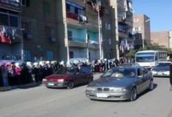 طلاب الإسماعيلية يهتفون: ياداخلية لمي عبيدك بكرة الثورة تقطع إيدك