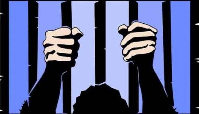 تعذيب 3 معتقليين بسجن النطرون بعدطلبهم لرئيس النيابة بتحقيق فى الانتهاكات التى تمارس ضدهم