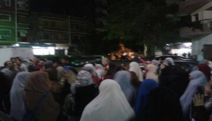 تظاهرات فراشة لأهالي مدينة أسيوط  ضد الانقلاب