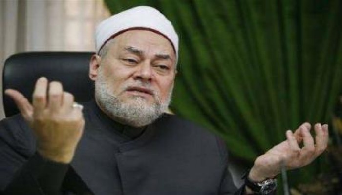 بلاغ يتهم علي جمعة بالانحراف بالسلطة والتربح من منصب المفتي