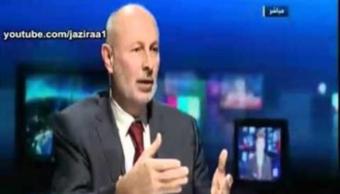 يزيد صايغ: دستور الانقلابيين يناقض الواقع