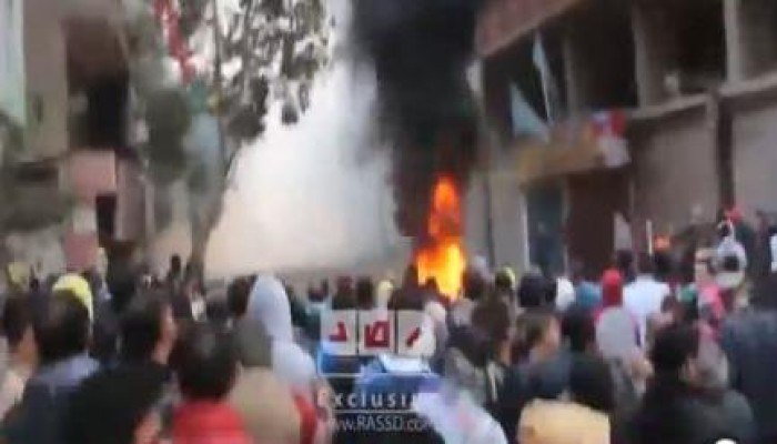 مليونية "دستورنا 2012": مسيرة الألف مسكن بعد سقوط شهيد (فيديو)