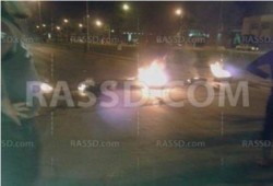 شباب يقطعون الطريق بجوار قسم شرطة دمياط الجديدة ردًا على الاعتداء على مسيرة اليوم