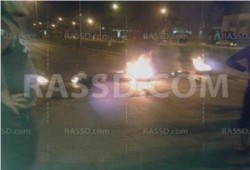 شباب يقطعون الطريق بجوار قسم شرطة دمياط الجديدة ردًا على الاعتداء على مسيرة اليوم