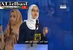 بالفيديو من لندن اروع بنت تحكى قصة رابعة للعالم