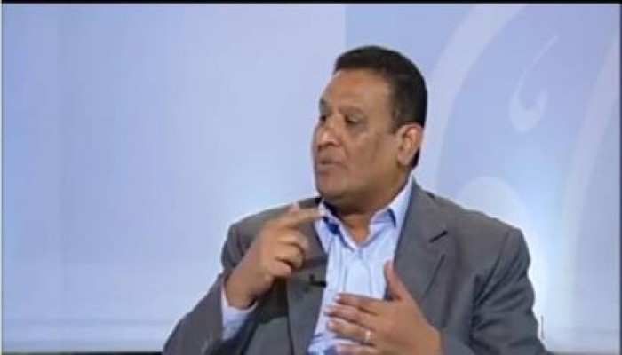سليم عزوز: البنك المركزي جمد أموال الاسلاميين ولم يفعلها مع مبارك وعائلته