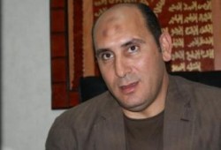 نيابة الانقلاب تقرر حبس رئيس هيئة الدفاع عن المعتقلين بالإسكندرية 15 يومًا