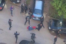 بالصور كلاب السيسى يسحلون "حرائر مصر "