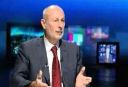 صاحب دراسة جمهورية الضباط في مصر :تصنيف الاخوان بأنهم تنظيم ارهابى غير منطقى !