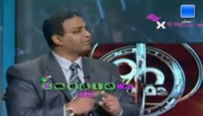 بالفيديو  صحفي شجاع يقوم بفضح الانقلابيين على قناتهم بمنتهى الشجاعة