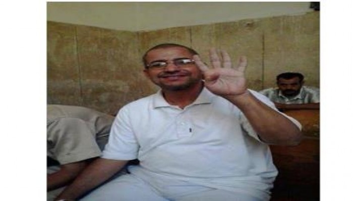 نقيب معلمي الشرقية للقاضي  الشرعية ستعود وسيحاكم كل من شارك في الانقلاب ويهتف بسقوط العسكر