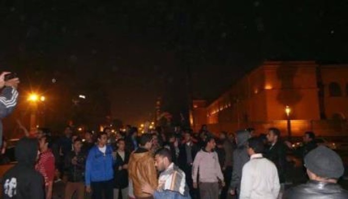 مسيرة ليلية مفاجئة لطلاب ضد الانقلاب بميدان عبد المنعم رياض و تتجة للتحرير "فيديو "