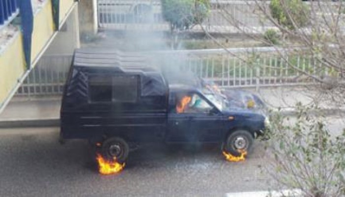 "الشعب يشعل ثورته": بلطجية الشرطة تفر من الثوار في الطالبية واشتعال سيارة بوكس