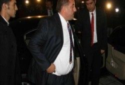 "الإمارات خلفه" .. الكشف عن ملف فساد للقاضي الذي اتهم حكومة أردوغان بالفساد