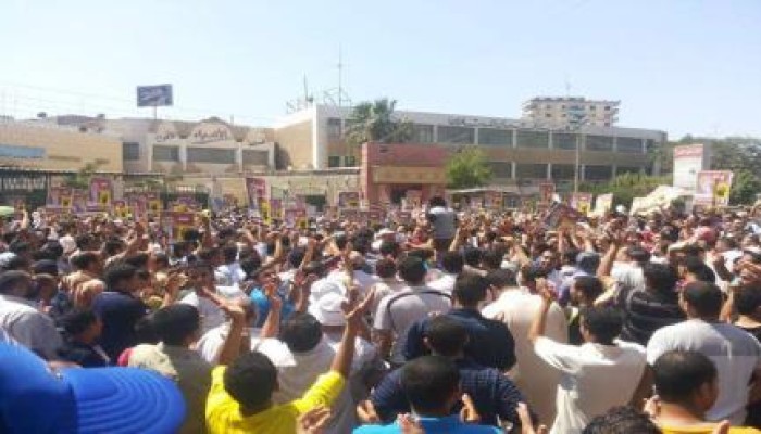 مليونية "اسقاط استفتاء الدم"  سلاسل بشرية لأهالي الصالحية القديمة