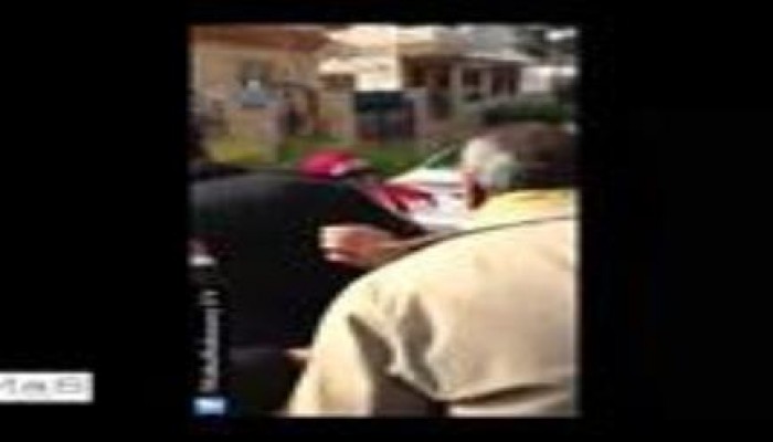 صفع الانقلابية إسراء عبد الفتاح من أتباع السيسي (فيديو)