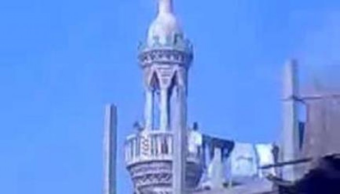 مساجد القليوبية تدعوا الناخبين لتأييد الدستور الدموي  (فيديو)