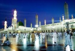 إمام وخطيب المسجد النبوي : يا احرار مصر ان قضيتكم قضية امه فلا تستسلمو يرحمكم الله