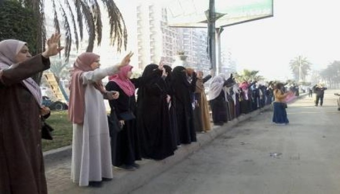 الإسكندرية تنتفض بفعاليات صباحية ضد استفتاء الدم