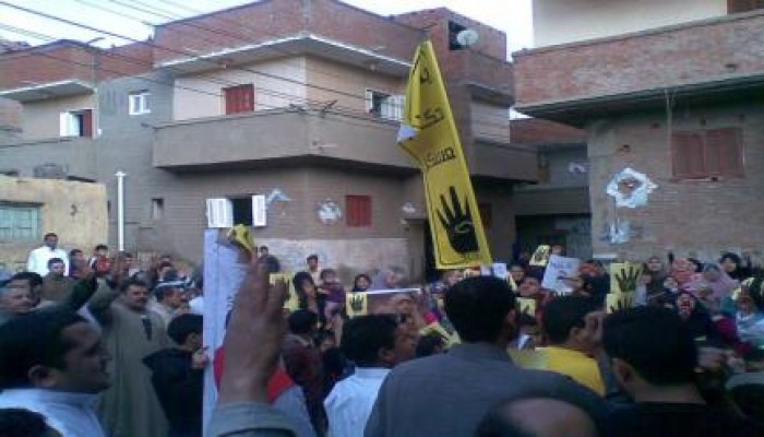 مليونية "التصعيد الثوري" اهالى ابشادى بالمنوفية ينتفضون  ضد العسكر